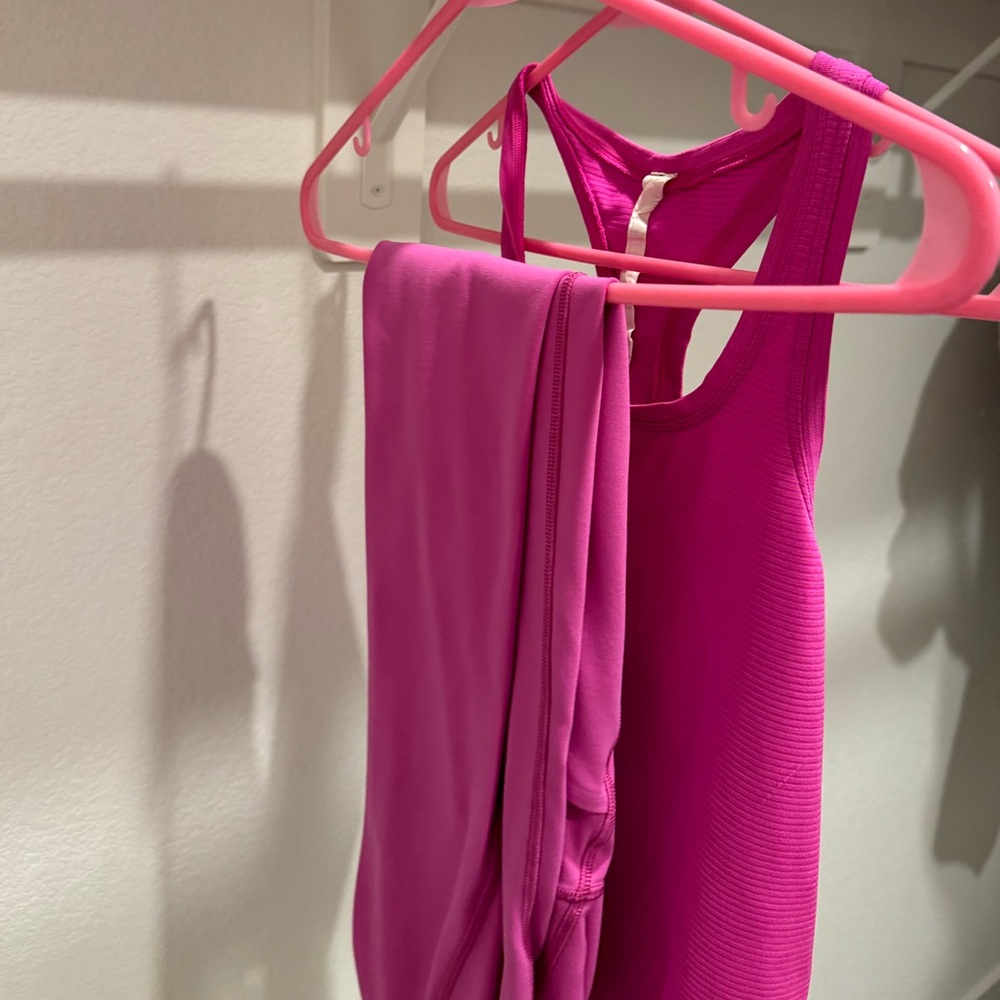 Lululemon Aligns w/ Pockets and Swiftly Tech Racerback Tank